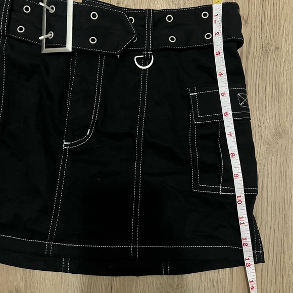 Justify Black Mini Skirt with Belt - Picture 3 of 6